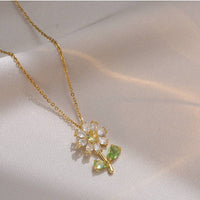 Dainty Flower Pendant Necklace in Stainless Steel