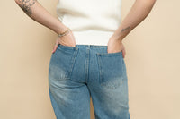Jamie Lace Side Barrel Jeans