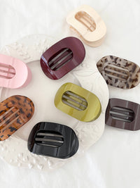 Oval Hair Claw Clip
