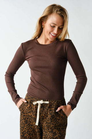 Essential Long-Sleeved Micro-Ribbed Athleisure Top - Wild Lavender Boutique