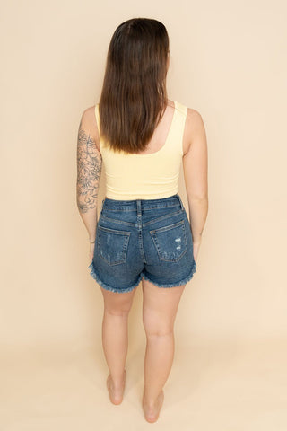 Marissa Curved Fray Hem Short - Medium Wash - Wild Lavender Boutique